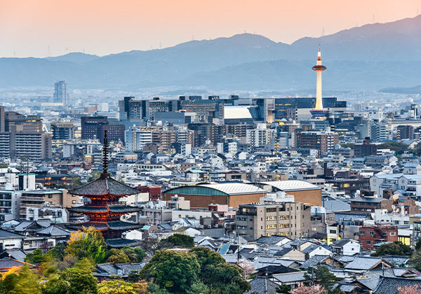 京の玄関口、西大路エリア ※参考写真